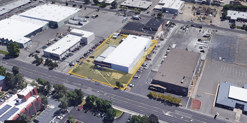Primary Photo Of 1100 Terminal Way, Reno Showroom For Lease