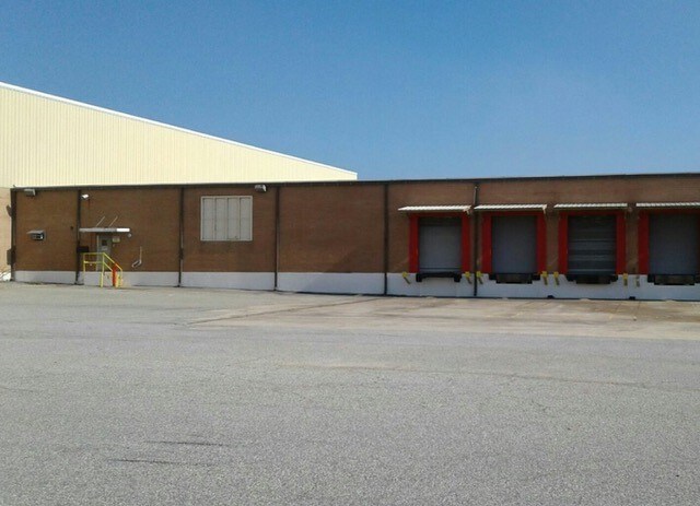 More Photos Of 210 Southwell Blvd, Tifton Warehouse For Lease