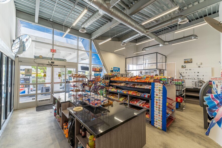 More Photos Of 1420-1430 N La Brea Ave, Inglewood Service Station For Sale