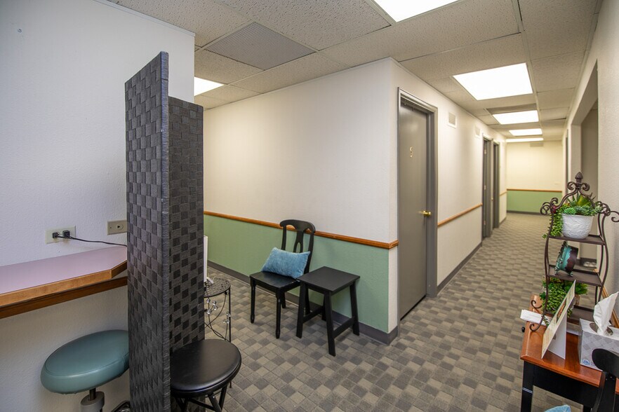 More Photos Of 1022 Depot Hill Rd, Broomfield Office For Sale