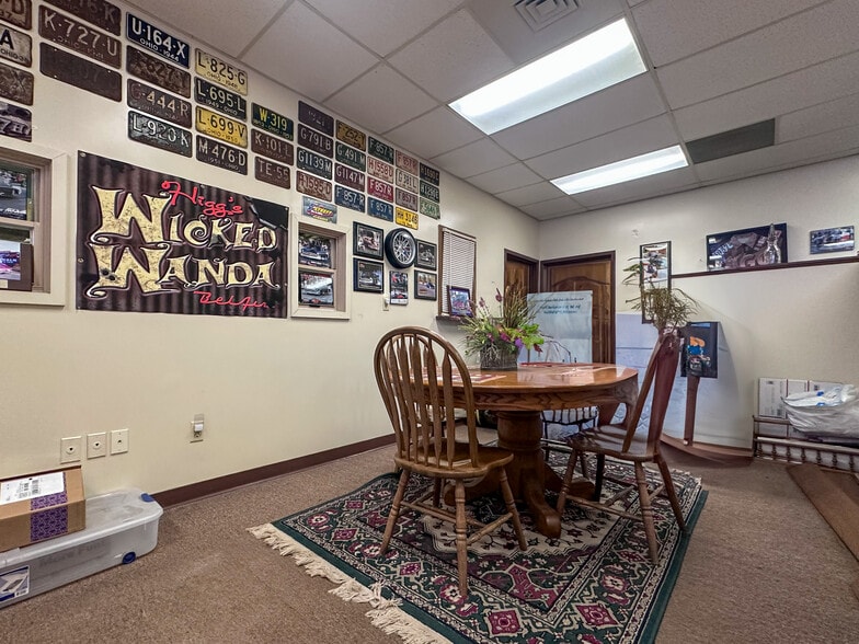 More Photos Of 1617 Warren Ave, Niles Warehouse For Sale