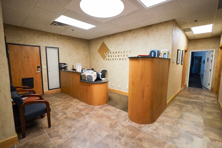 Primary Photo Of 2525 Nevada Ave N, Golden Valley Light Distribution For Sale