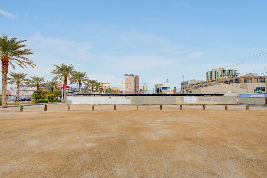 More Photos Of 715 Casino Center Blvd, Las Vegas Land For Sale