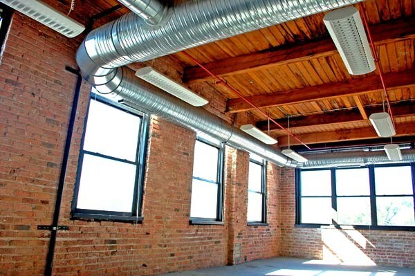 More Photos Of 700 N Sacramento Blvd, Chicago Loft Creative Space For Lease