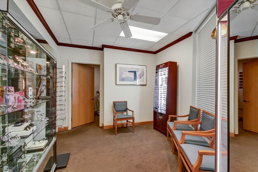 More Photos Of 1300 Grant Ave, Novato Office For Sale