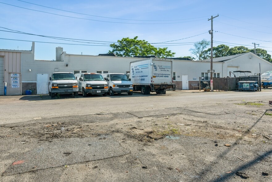 More Photos Of 41 Degnon Blvd, Bay Shore Manufacturing For Sale