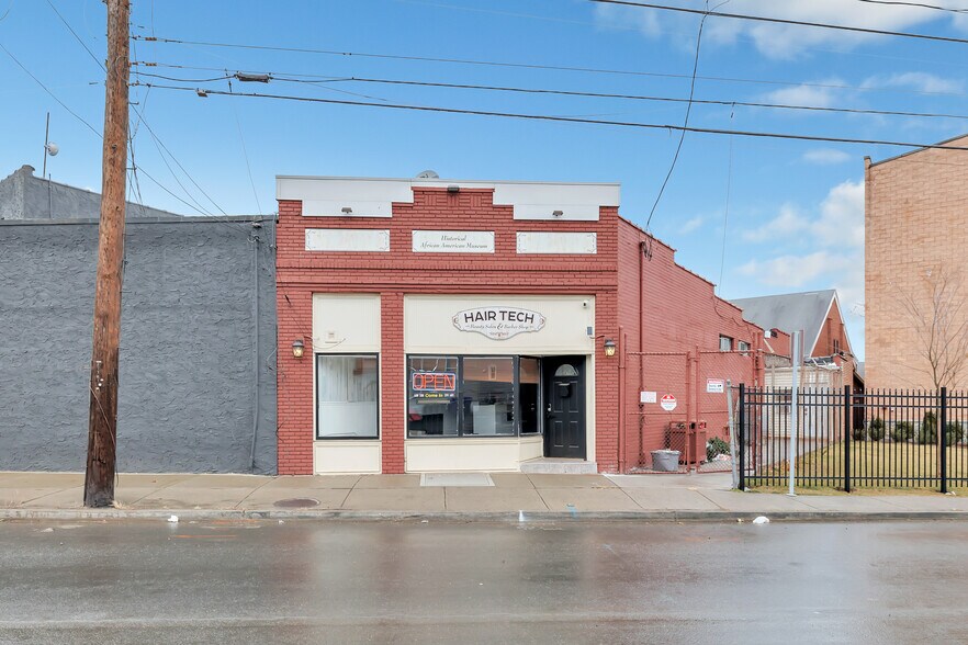 More Photos Of 6 Woodward Ave, Norwalk General Retail For Sale