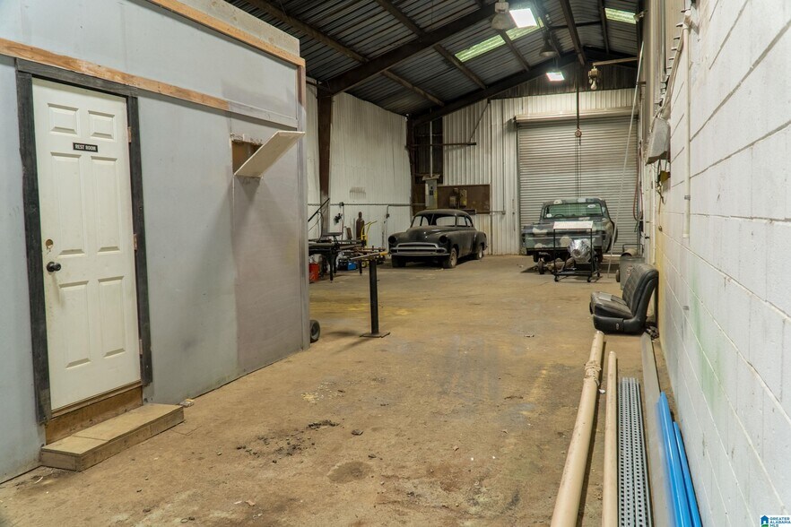 More Photos Of 765 Hart Cir, Warrior Industrial For Sale