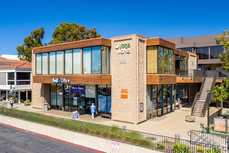 Primary Photo Of 230 Newport Center Dr, Newport Beach Office For Lease