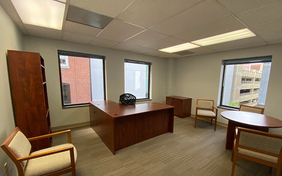 More Photos Of 225 Market St, Harrisburg Office For Lease