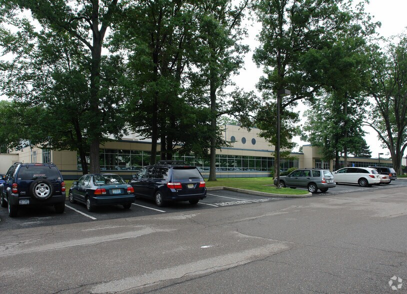 More Photos Of 100 Grasslands Rd, Elmsford Light Distribution For Lease