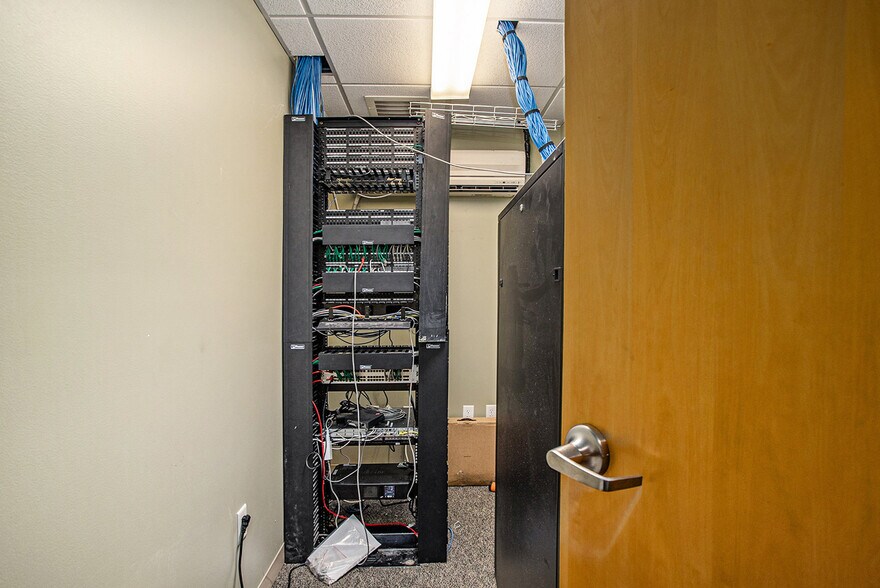 More Photos Of 3770 Capital Ave SW, Battle Creek Medical For Sale