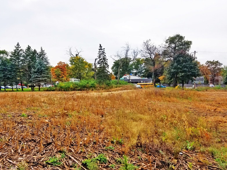 More Photos Of 34165 N Barron Blvd, Grayslake Land For Sale