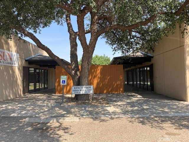 More Photos Of 500 Adams Ave, Odessa Medical For Lease