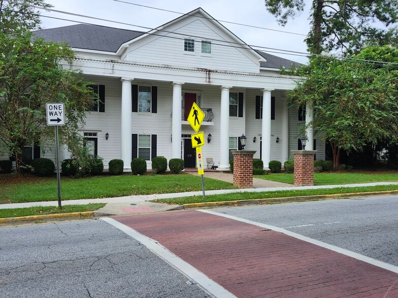 More Photos Of 1514 N Oak St, Valdosta Apartments For Sale