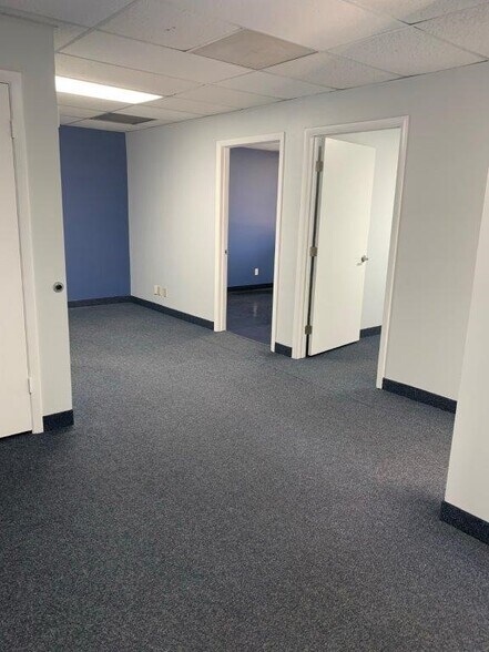More Photos Of 3115 NW 10th Ter, Oakland Park Unknown For Lease