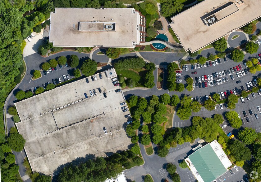 More Photos Of 3780 Mansell Rd, Alpharetta Unknown For Lease