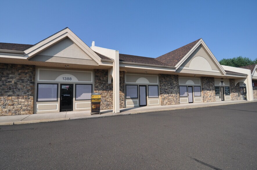 Primary Photo Of 1386-1388 W Street Rd, Warminster Township Storefront Retail Office For Lease