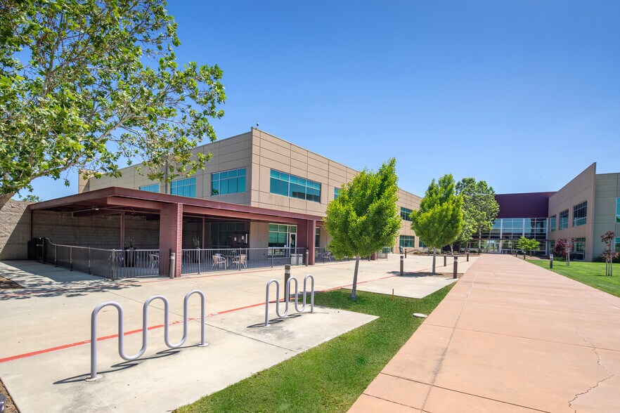 More Photos Of 3021 Reynolds Ranch Pky, Lodi Office For Lease