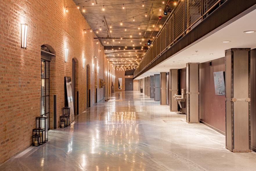 More Photos Of 1414 S Western Ave, Chicago Manufacturing For Lease