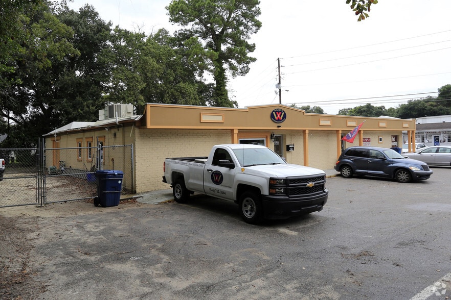 More Photos Of 1727 Ashley River Rd, Charleston Unknown For Lease