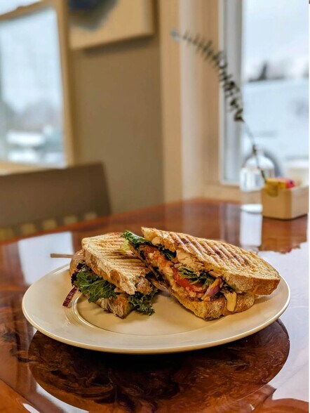 More Photos Of 357 W Main St, Searsport Freestanding For Sale