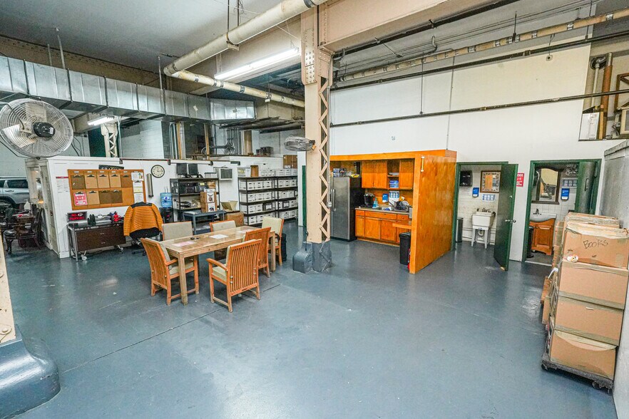 More Photos Of 5-2566 Canal Pl, Bronx Warehouse For Sale