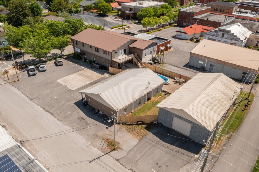 More Photos Of 3251 Main St, Pikeville Specialty For Sale