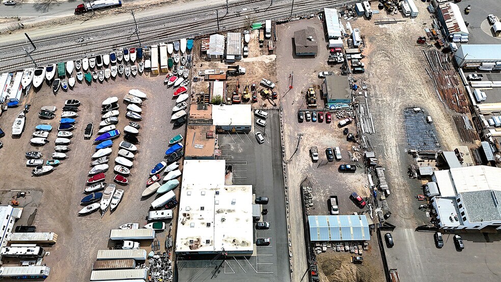 More Photos Of 12198 Ridge Rd, Wheat Ridge Warehouse For Sale