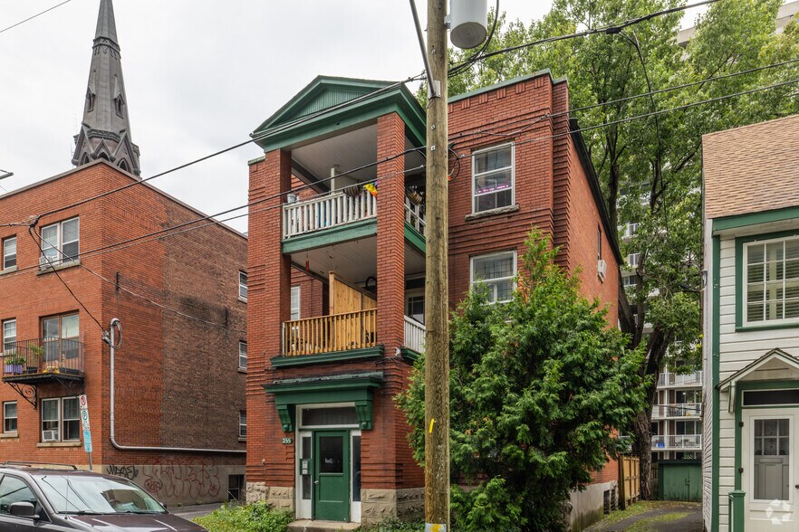 More Photos Of 255 Nepean St, Ottawa Apartments For Sale