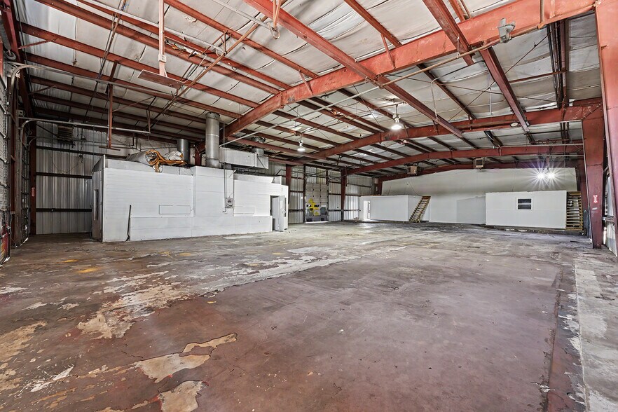 More Photos Of 4201 Langley Rd, Houston Warehouse For Lease