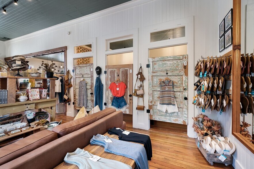 More Photos Of 632-636 High St, Comfort General Retail For Sale