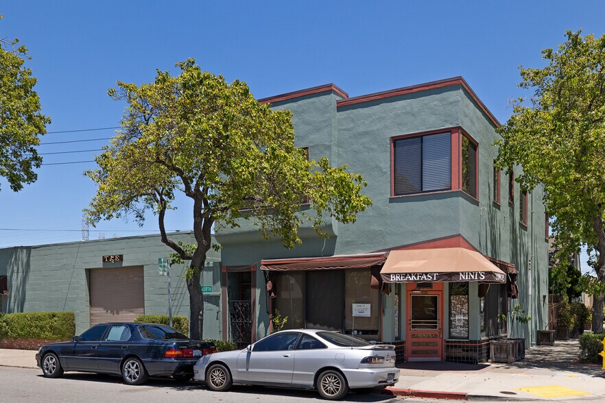 More Photos Of 1006 N Idaho St, San Mateo Service For Sale