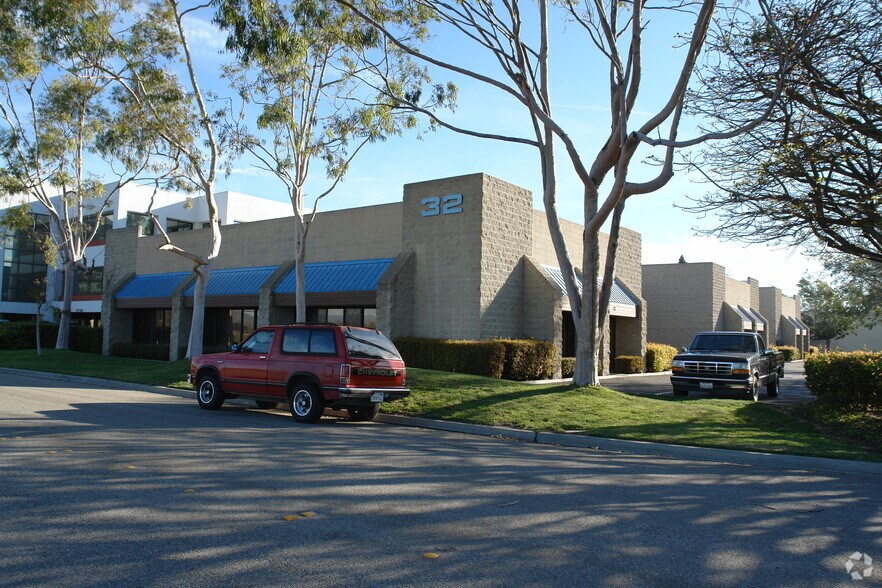 Primary Photo Of 32 N Wood Rd, Camarillo Warehouse For Lease