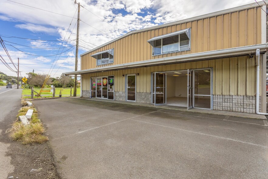 More Photos Of 64-1013 Mamalahoa Hwy, Kamuela Storefront Retail Office For Sale