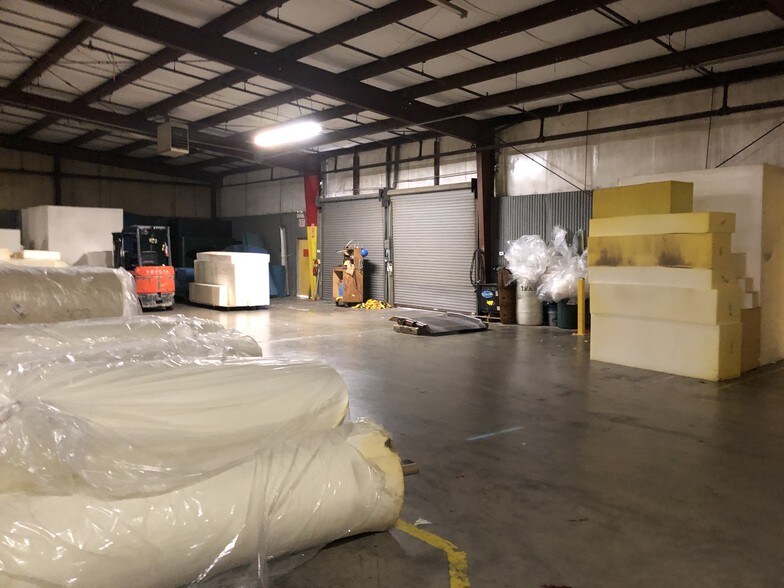 More Photos Of 2201 Blue Springs Rd, Cleveland Manufacturing For Lease