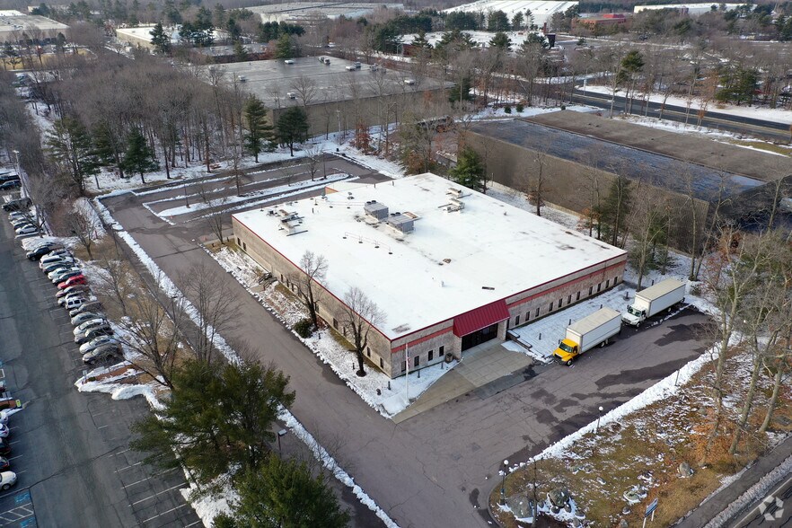 More Photos Of 170 Forbes Blvd, Mansfield Light Manufacturing For Lease