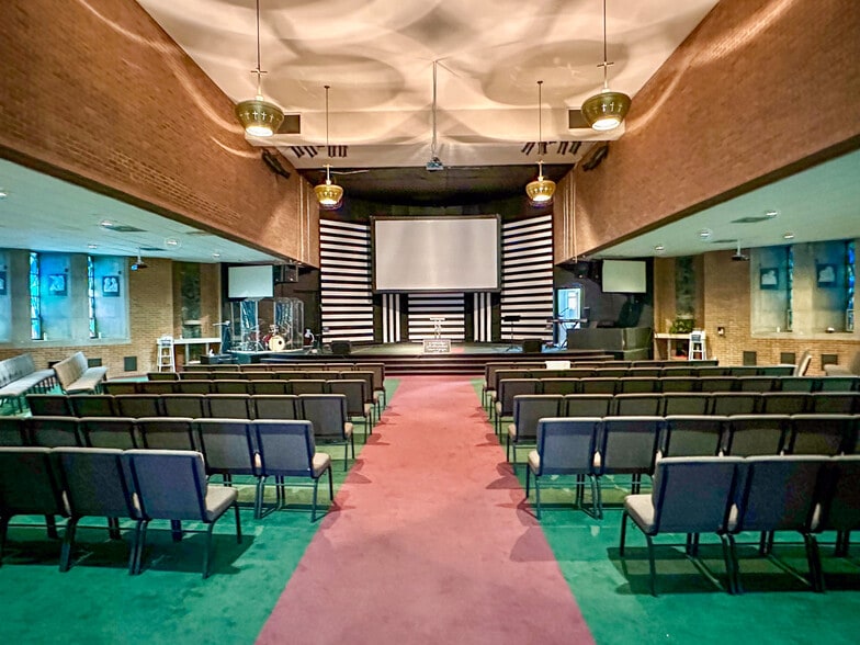 More Photos Of 3201 Itaska St, Saint Louis Specialty For Sale