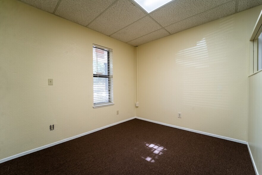 More Photos Of 825 9th St, Marysville Medical For Sale