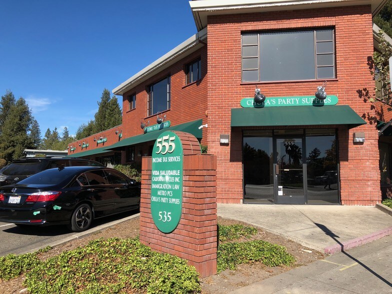 Primary Photo Of 555 Sebastopol Rd, Santa Rosa Freestanding For Lease