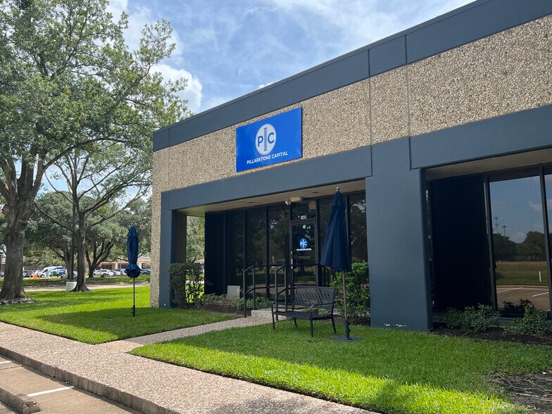 More Photos Of 19407 Park Row, Houston Warehouse For Lease