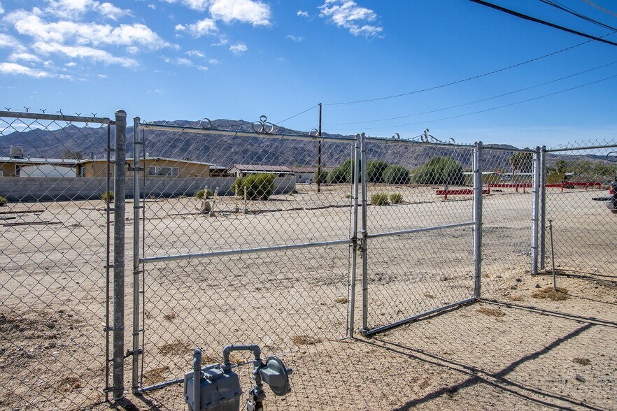 More Photos Of 73911 29 Palms Hwy, Twentynine Palms Storefront For Sale