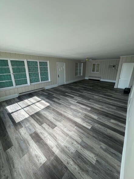 More Photos Of 700 W Main St, Spartanburg Hotel For Sale