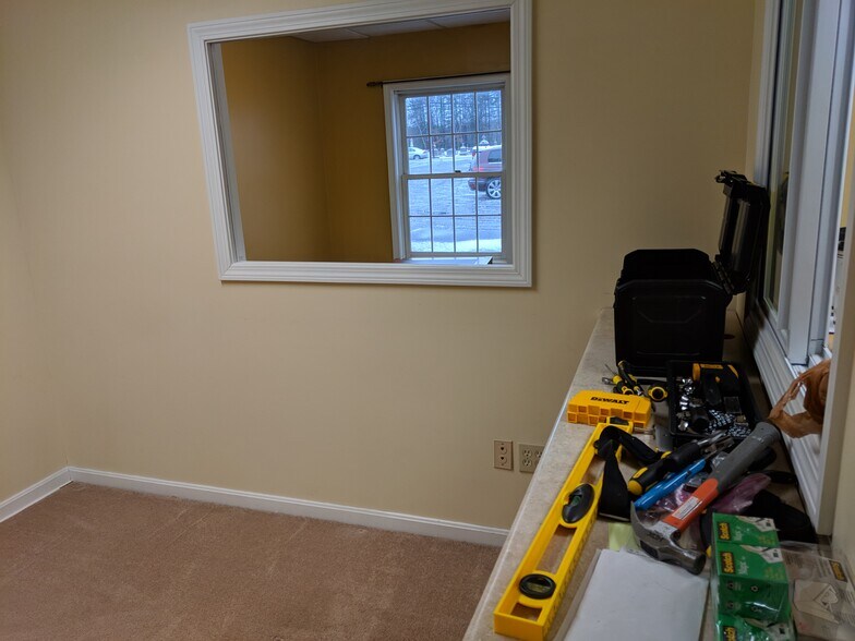 More Photos Of 42 Dover Point Rd, Dover Office For Lease