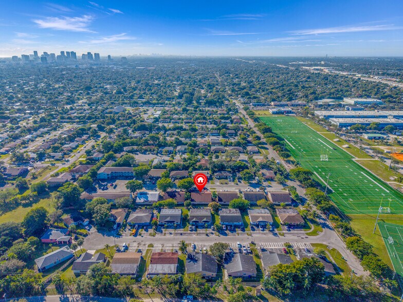 More Photos Of 1471 NW 22nd St, Fort Lauderdale Multifamily For Sale