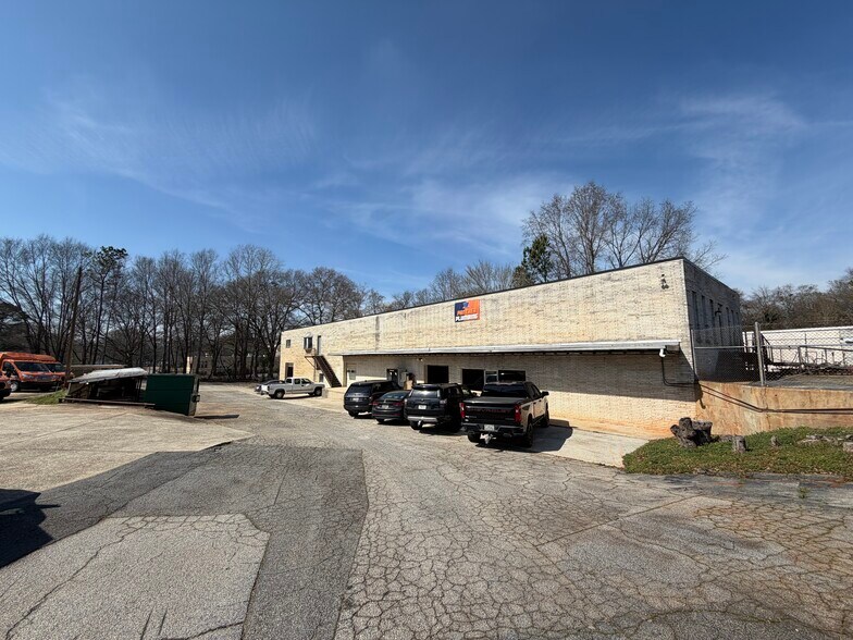 More Photos Of 5420 Old Floyd Rd, Mableton Warehouse For Sale