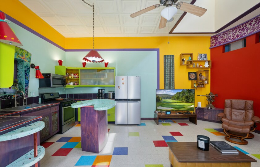 More Photos Of 1651 W Woodlawn Dr, San Antonio Storefront Retail Residential For Sale