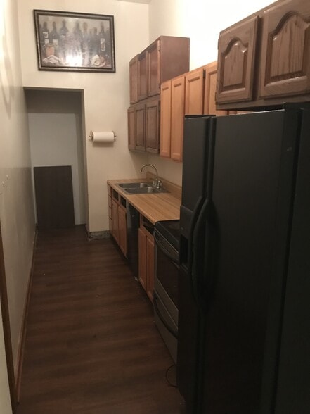 More Photos Of 433 Oak St, Dayton Religious Facility For Sale