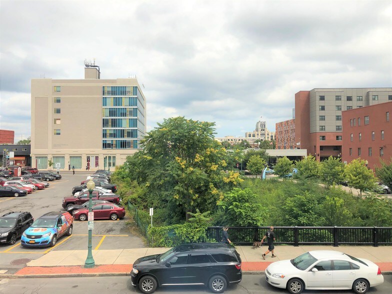 More Photos Of 231 Walton St, Syracuse Office Residential For Sale