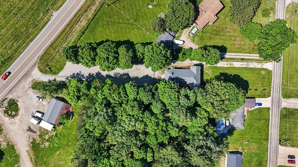 More Photos Of 9030 Columbus Rd, Mount Vernon Religious Facility For Lease